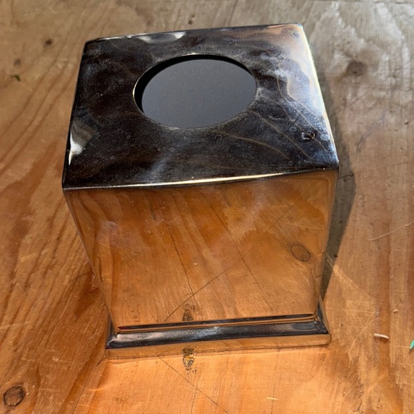 Silver Tissue Box Cover - Picture 3 of 9